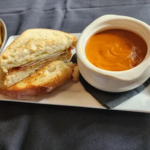 Grilled cheese and tomato soup