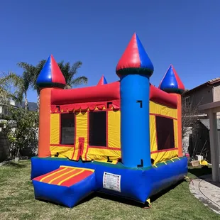 Red and Blue 15ft by 15ft neutral jumper