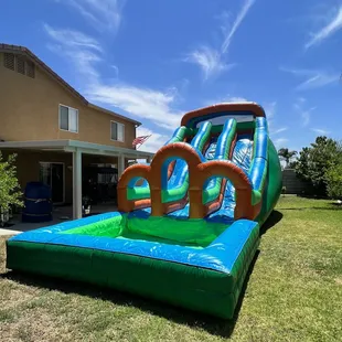 Large Dual Lane Waterside 20 feet tall #W001