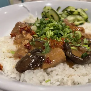 Braised pork with shiitake mushrooms