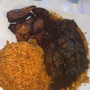 Oxtail Jollof Rice Fried Plantain