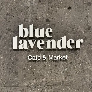 Shaun Rossettos abiut to have Coffee at  Blue Lavender