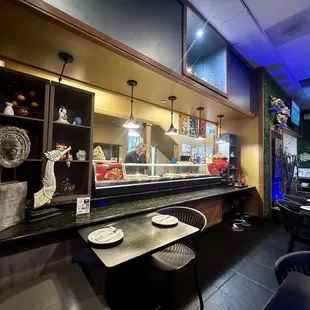 お寿司のバーの雰囲気は素敵