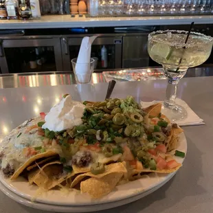 Ground beef nachos (medium)