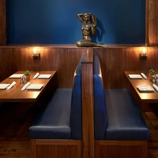 sushi and sashimi, interior