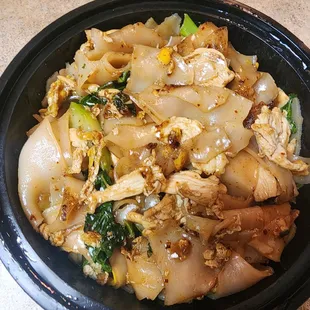 ramen and noodles, noodle soup, ramen, food, noodle dish, noodles
