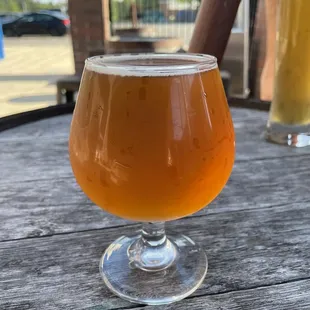 Salted caramel blond stout