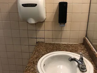 Bubbaz Bar & Grill