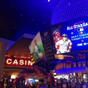 Blue Moon at Miracle Mile