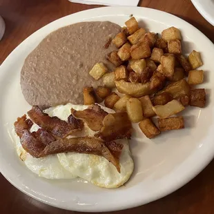 HUEVOS RANCHEROS