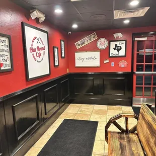 Inside Entry (from owner&apos;s FB page)