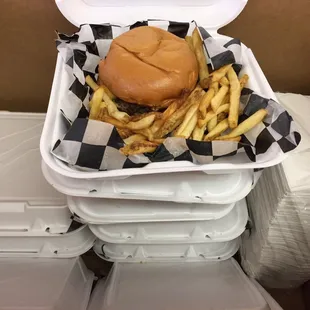 Very accommodating!! Ordered Burgers n Fries for large group l, they helped us out!