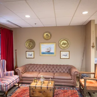 Shipyard Room Sitting Area