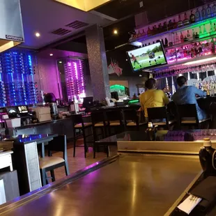 sushi and sashimi, interior