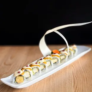 sushi, sashimi, sushi and sashimi, food