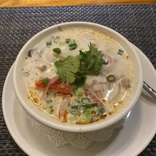 Cup-Coconut (Tom Kha)