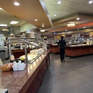 sushi and sashimi, interior