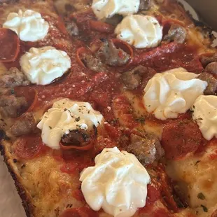 food, pizza