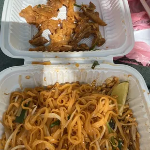 Aged/dried Chicken Pad Thai