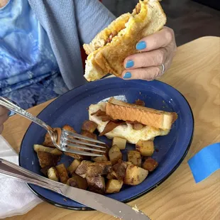 Breakfast Sandwich with bacon