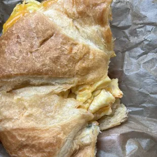 End and cheese sandwich