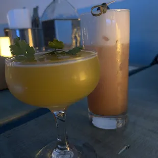 Sol Sangra and Polvo de Rosa cocktails
