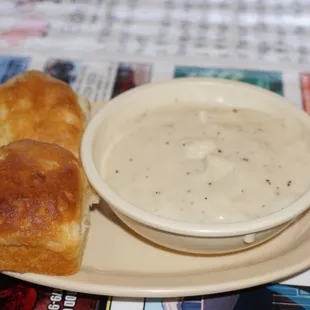 Biscuits and peppered gravy
