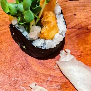 Tempura shrimp roll