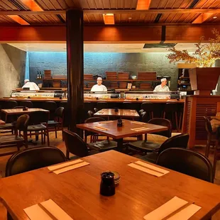 sushi and sashimi, interior