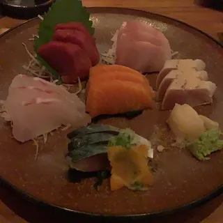 Sashimi Deluxe Platter