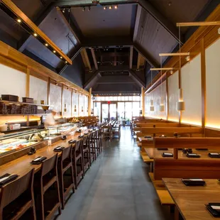 sushi and sashimi, interior