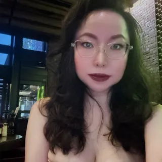 Mimi L.