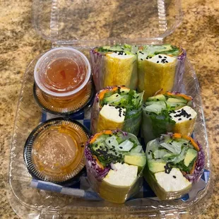 Tofu spring rolls with an extra peanut sauce