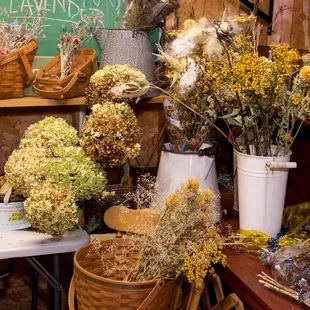 Blue Ridge Growers bouquets and stems of dried florals