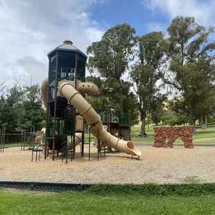 Playground structure