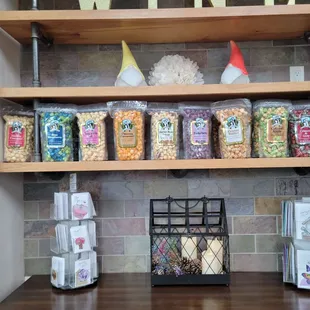 Decor/popcorn flavors!