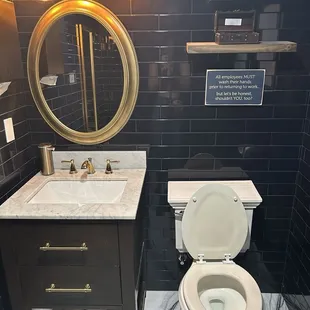 Women&apos;s bathroom