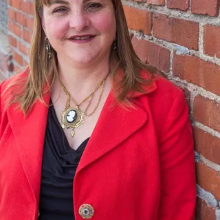 Shelley C.
