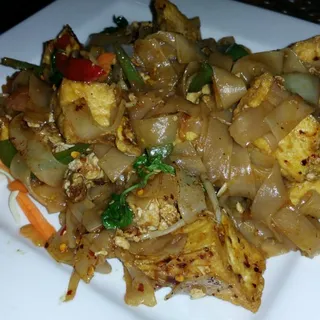 Drunken Noodle