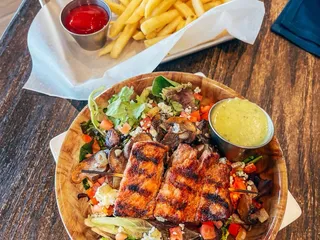 Aviator's Sports Bar & Bar-B-Que