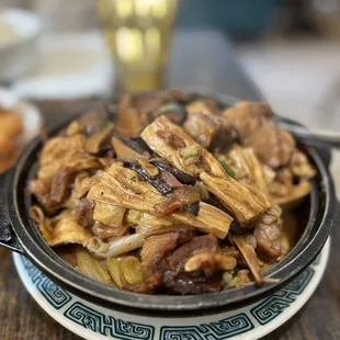 lamb clay pot