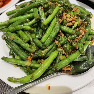 Sauteed String Bean with minced pork and spicy sauce