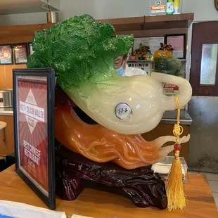 sushi and sashimi, interior