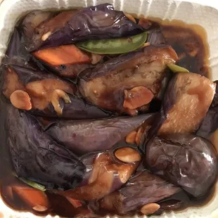 Spicy garlic eggplant: lots of flavor, oily