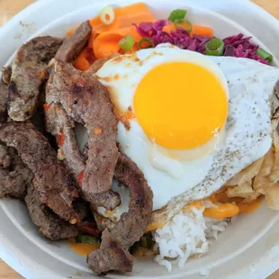 Bibimbap with beef