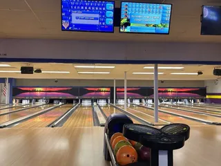 Summit Lanes