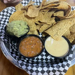 Chips N' Dip - Chips Trio