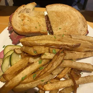 Brisket sandwich with fries