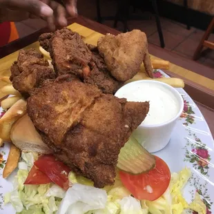 The chicken diner plate is sooo good! And for 10.75 it&apos;s worth it!