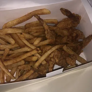 chicken wings and fried chicken, food